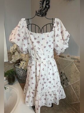 White Floral Puff-Sleeve Casual Dress for Girls